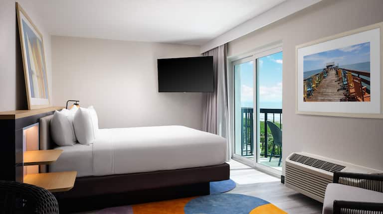 beach themed décor for bed and breakfast